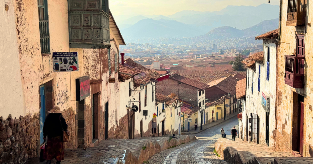 Widok na miasto Cusco w Peru.